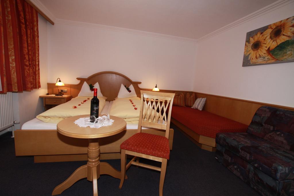 Gmuenderklause Hotel Gerlos Eksteriør billede